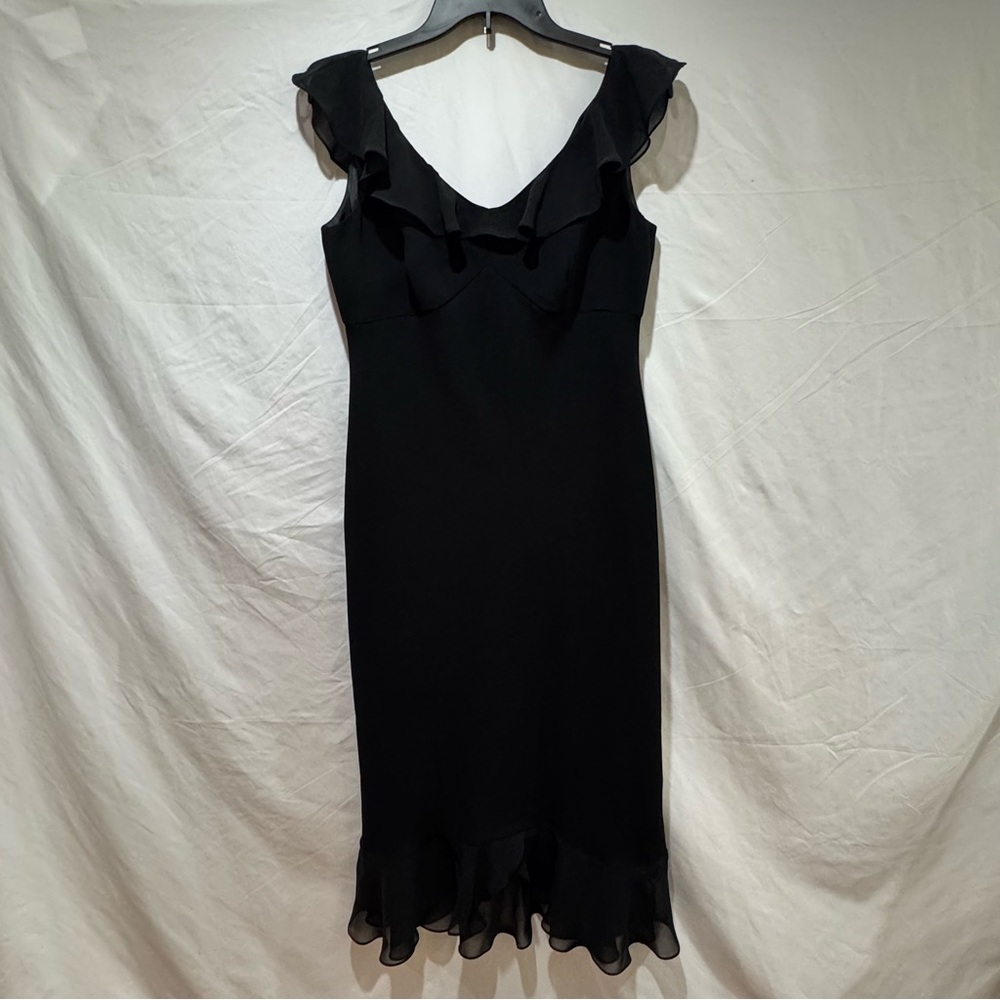 Jones Wear Black Ruffle-Trim V-Neck Midi Dress - Picture 15 of 16